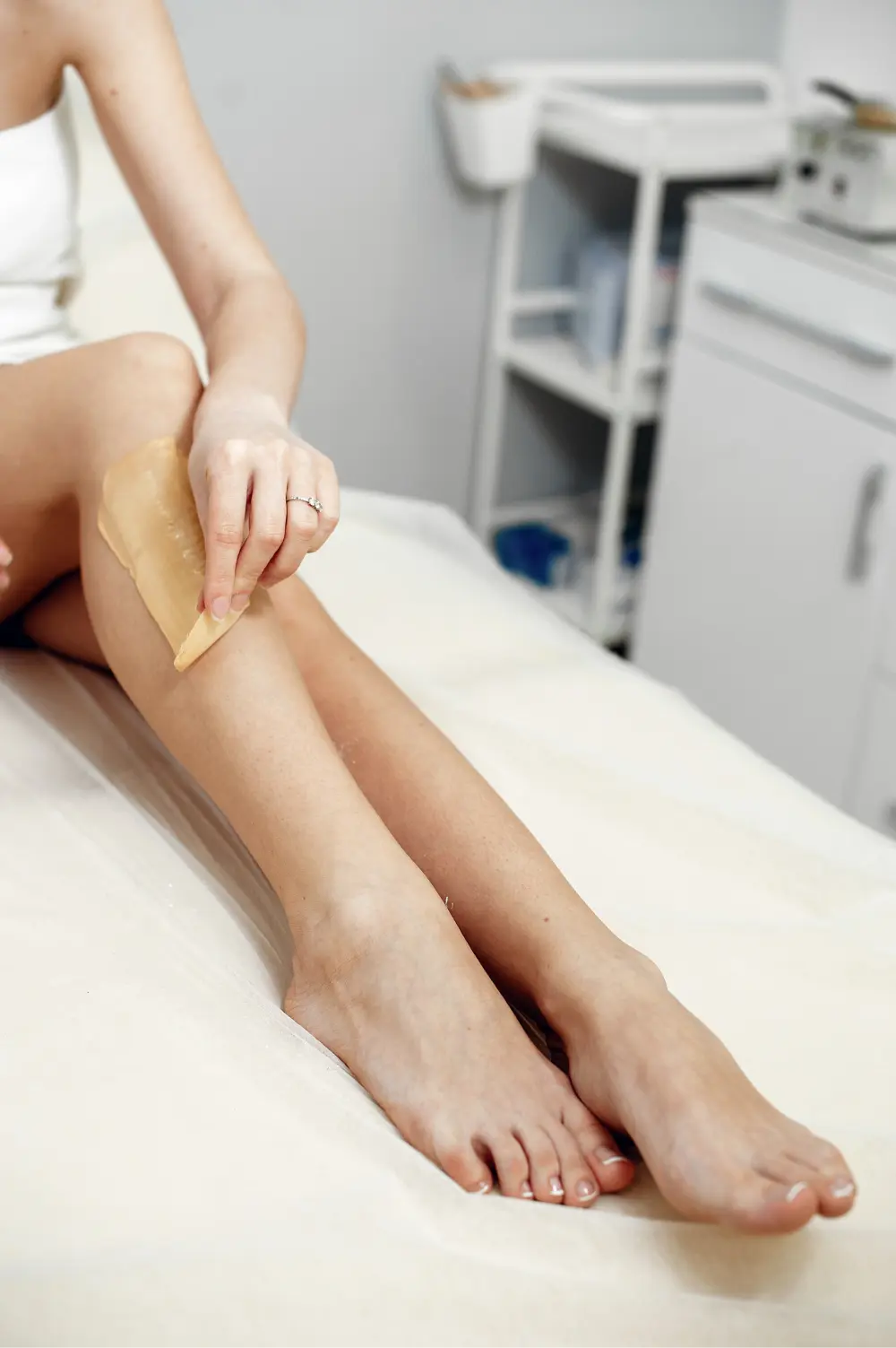 SOS-WAX-and-Skincare-Wax-and-Skincare-North-Las-Vegas-8-Signs-That-Its-Time-to-Look-for-a-New-Waxing-Salon- Benefits of regular waxing